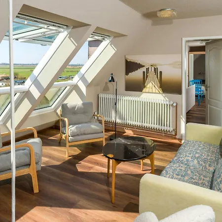 Holiday home Attic Forelle With Panoramic River Views