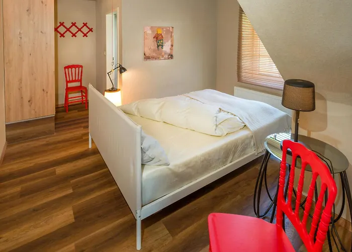 Attic Forelle With Panoramic River Views Suderstapel