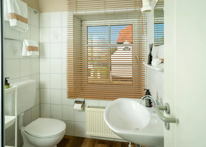 Attic Forelle With Panoramic River Views *